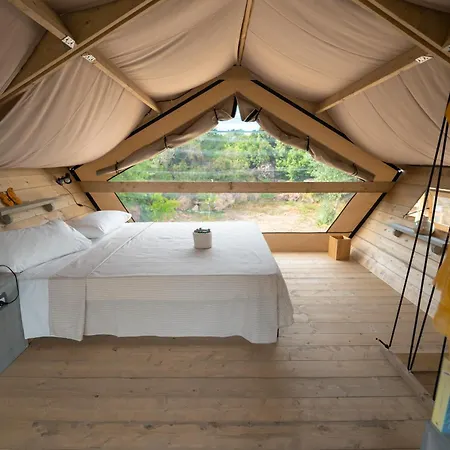 Agriglamping Butterfly House Sardegna Tente de luxe Olmedo